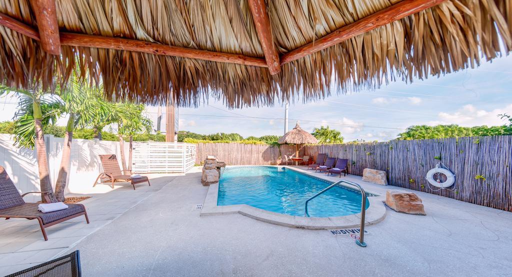 Creekside Inn Islamorada Tavernier Exterior photo